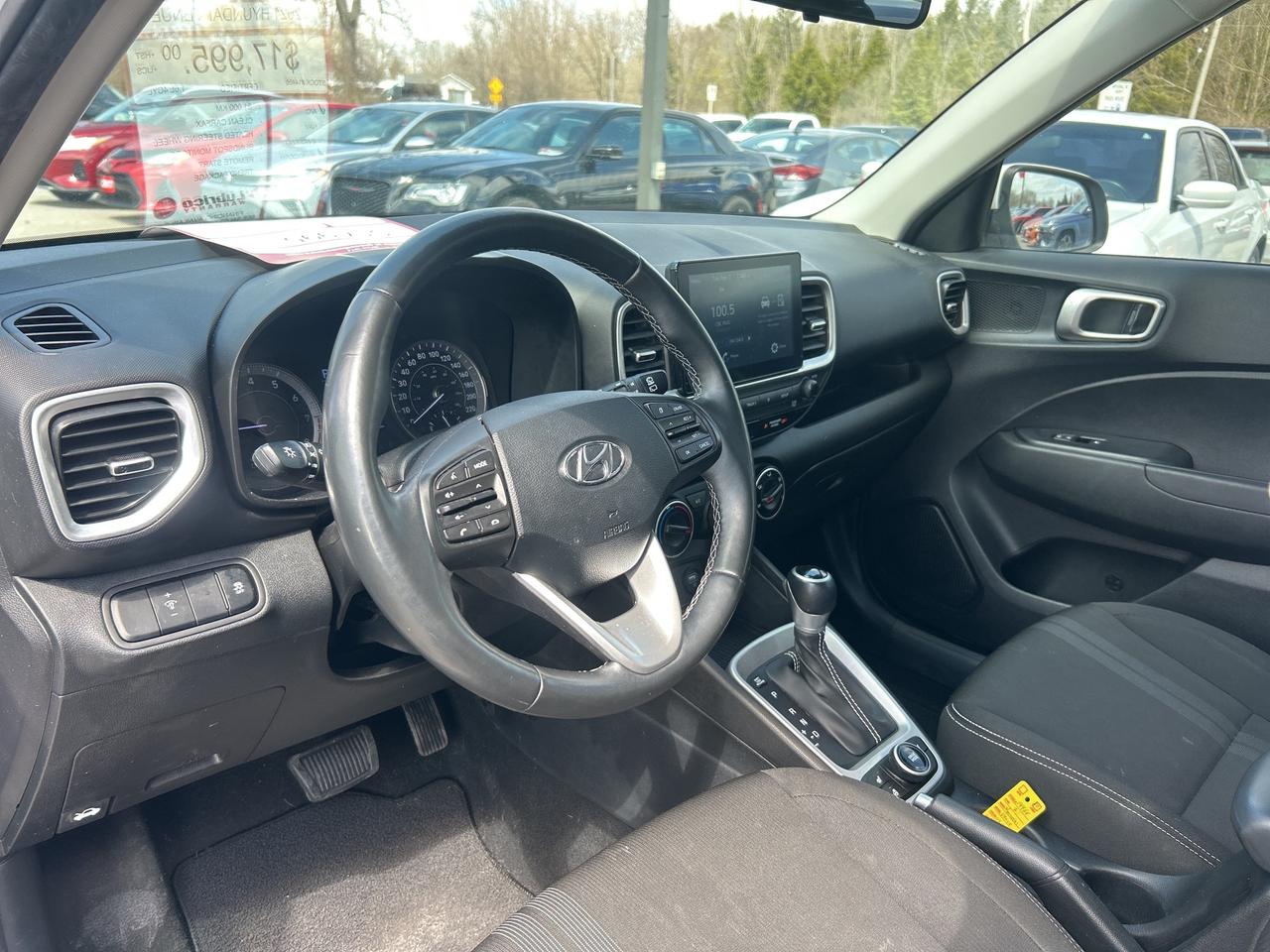 2021 Hyundai Venue TREND, CLEAN CARFAX, HEATED SEATS & STEERING WHEEL - Photo #13