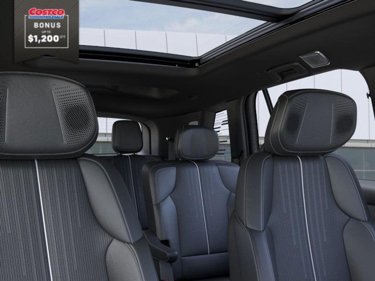 2026 Cadillac VISTIQ Luxury AWD 4dr Luxury Photo