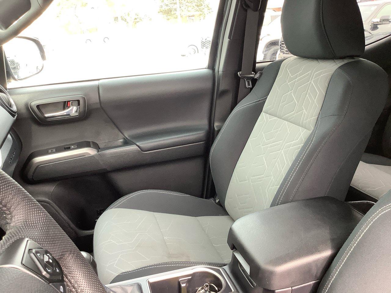 2022 Toyota Tacoma TRD Sport Photo