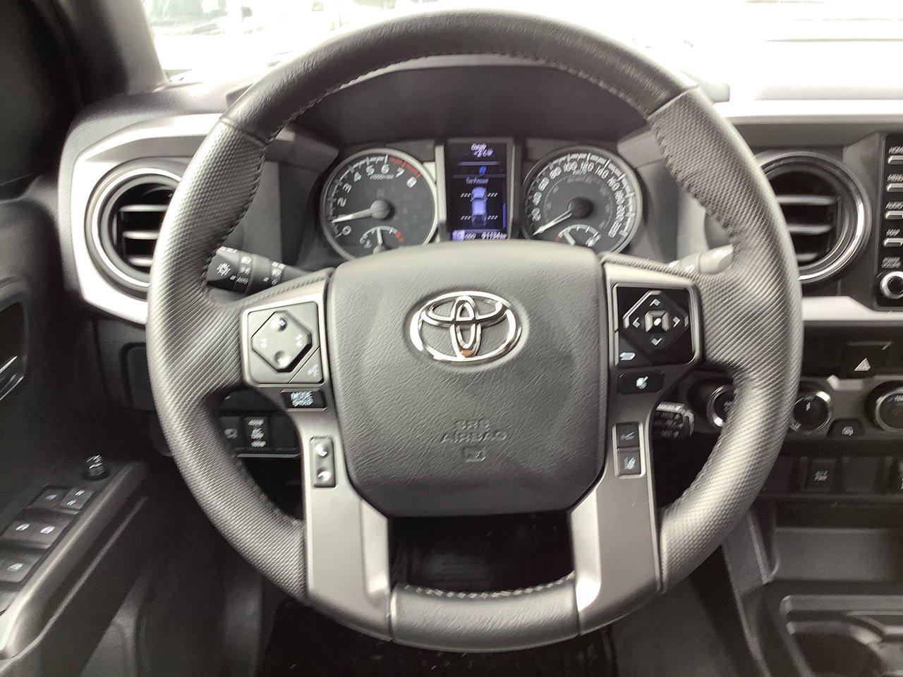 2022 Toyota Tacoma TRD Sport Photo