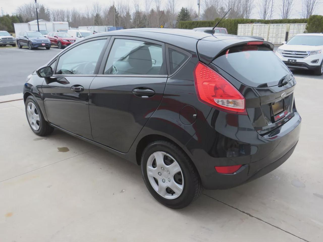2013 Ford Fiesta SE | Safety Certified | Automatic | AC | Power Locks | Power Windows | Bluetooth | CD Player | Photo2