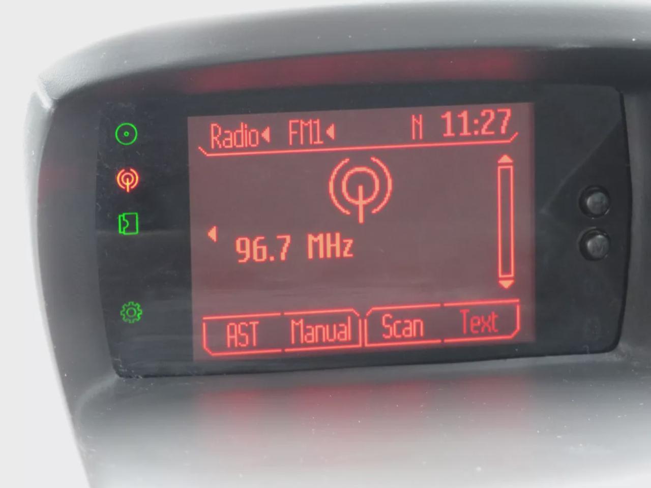 2013 Ford Fiesta SE | Safety Certified | Automatic | AC | Power Locks | Power Windows | Bluetooth | CD Player | Photo