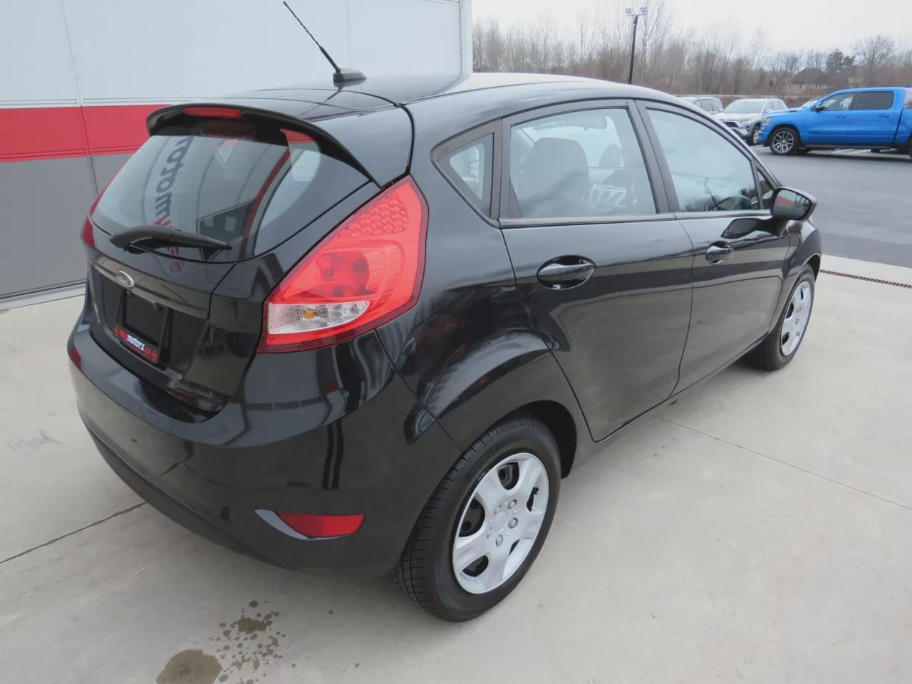 2013 Ford Fiesta SE | Safety Certified | Automatic | AC | Power Locks | Power Windows | Bluetooth | CD Player | Photo