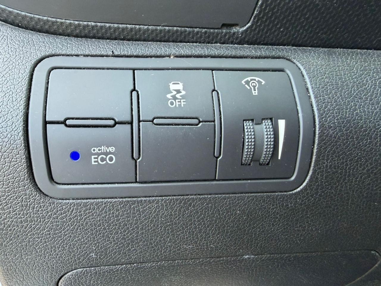 2017 Hyundai Accent 4dr Sedan Automatic GL Photo