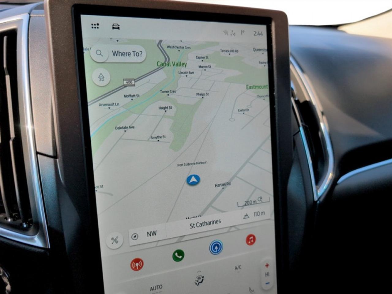 2021 Ford Edge Titanium  **LEATHER - PANO ROOF** Photo