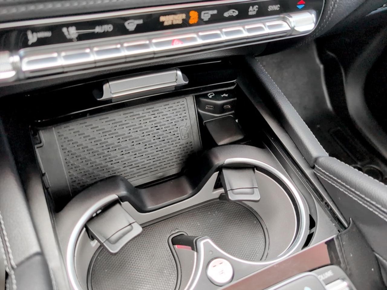 2021 Mercedes-Benz GLE 350 4MATIC®  **VERY CLEAN** Photo