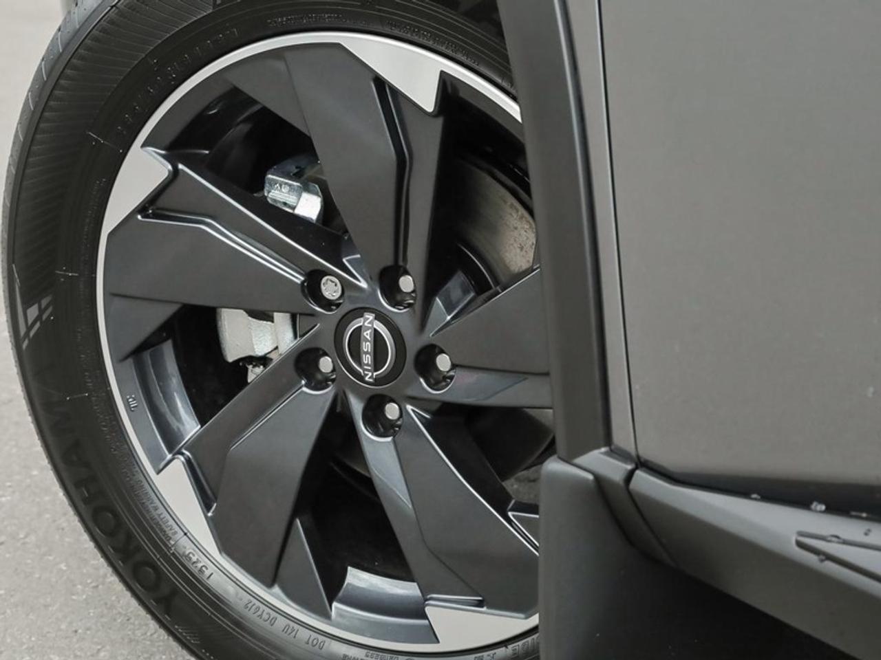 2026 Nissan Rogue SV Moonroof  - Sunroof -  Power Liftgate Photo