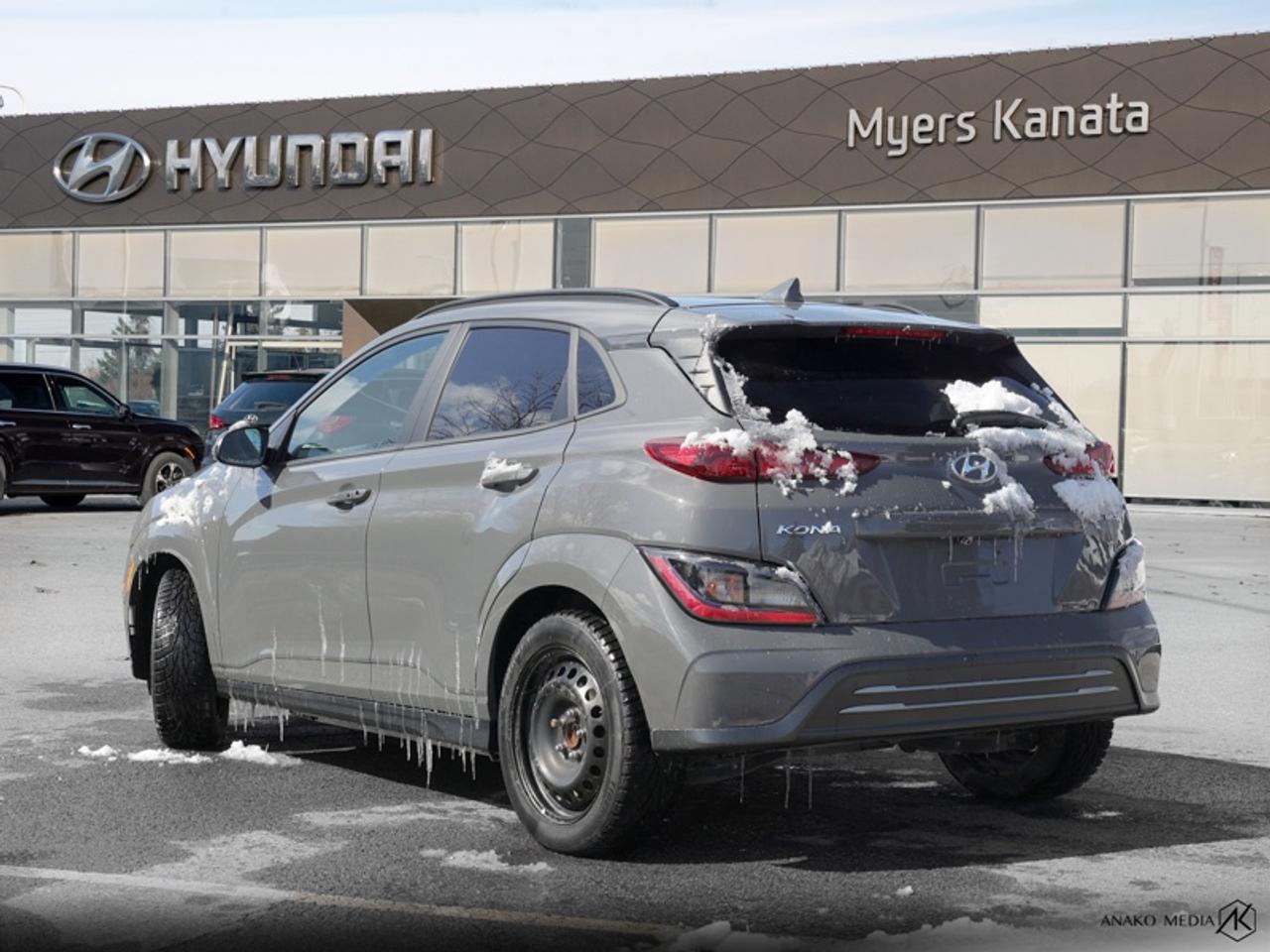 2023 Hyundai KONA Electric Preferred w/Two-Tone Roof Photo3