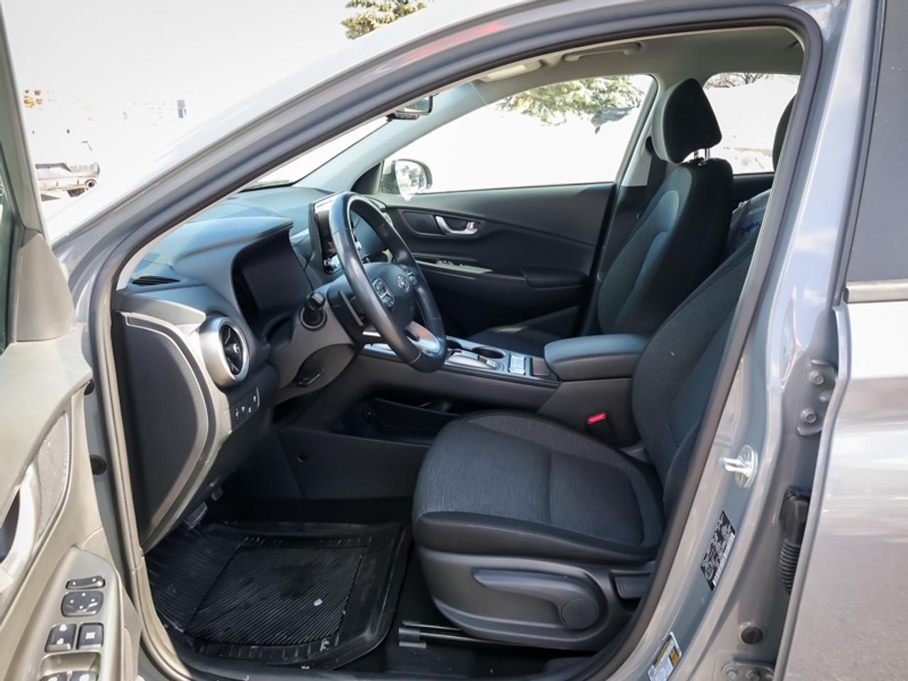 2023 Hyundai KONA Electric Preferred w/Two-Tone Roof Photo