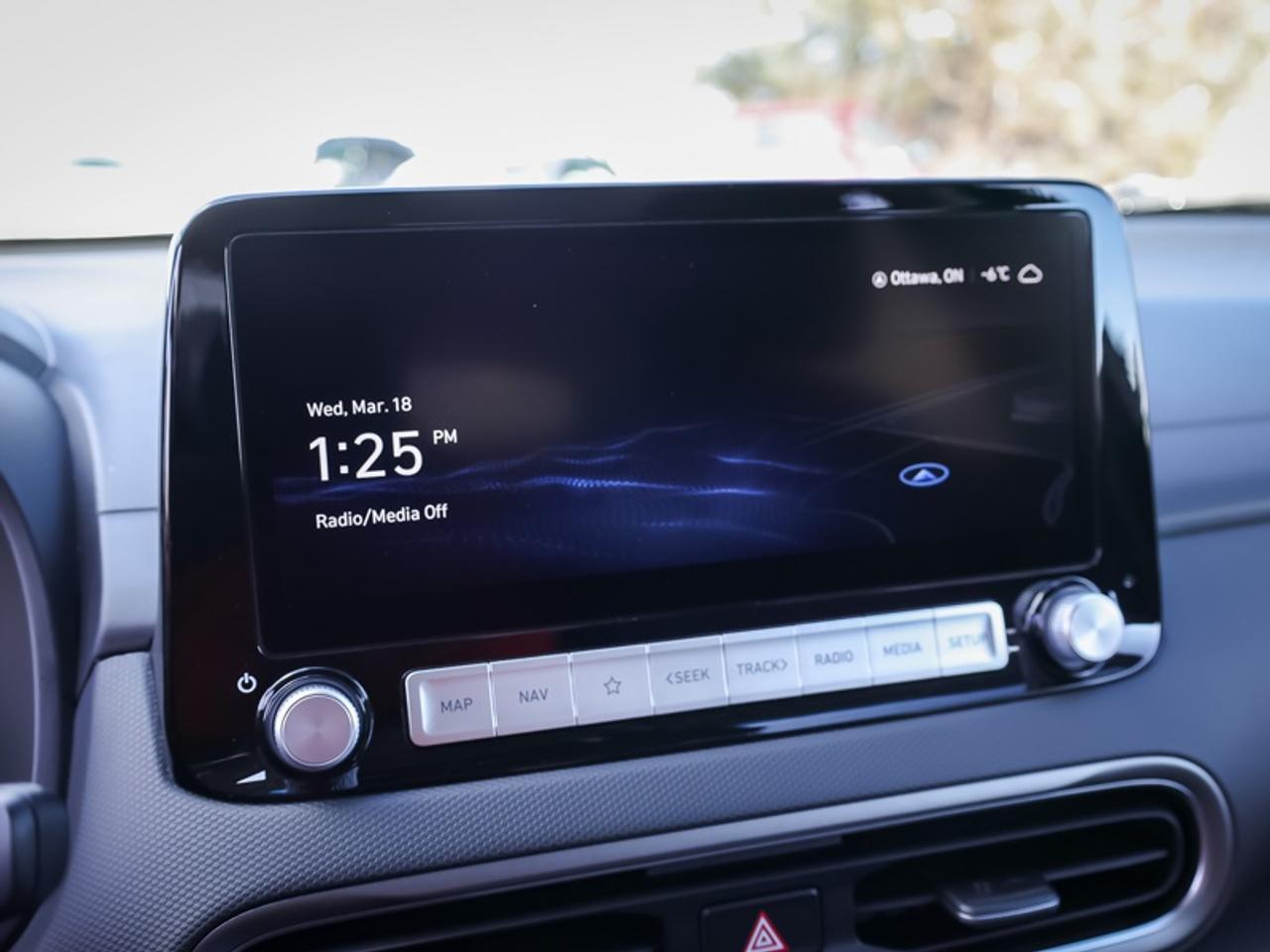 2023 Hyundai KONA Electric Preferred w/Two-Tone Roof Photo