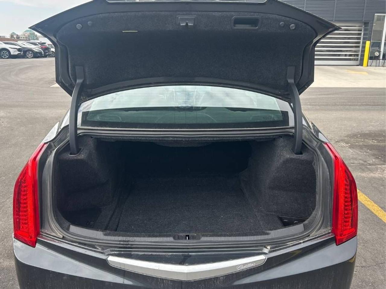 2016 Cadillac ATS TURBO AWD, LOW KM, BOSE, SUNROOF, BACK-UP CAMERA! Photo