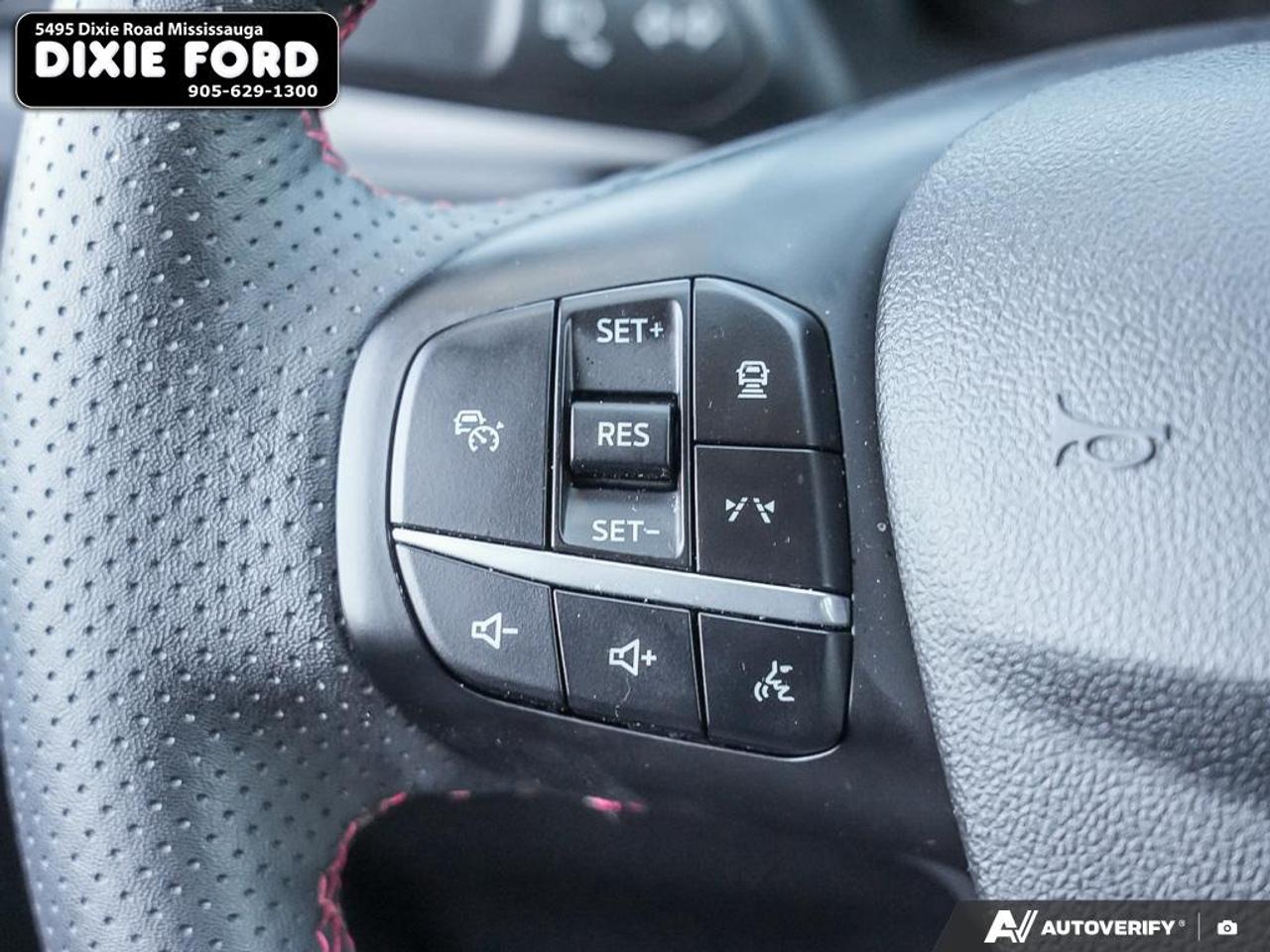 2025 Ford Escape ST-Line Photo