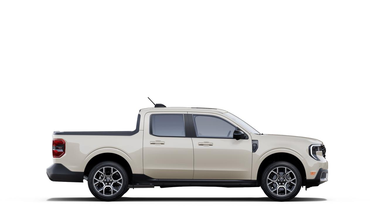 2025 Ford Maverick Lariat Photo