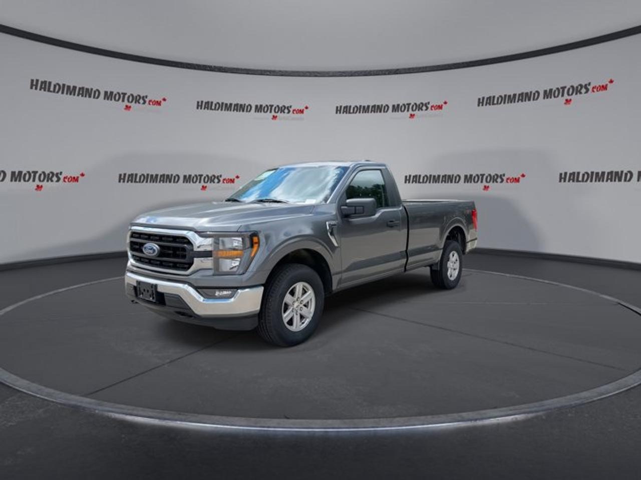2023 Ford F-150 XLT Photo