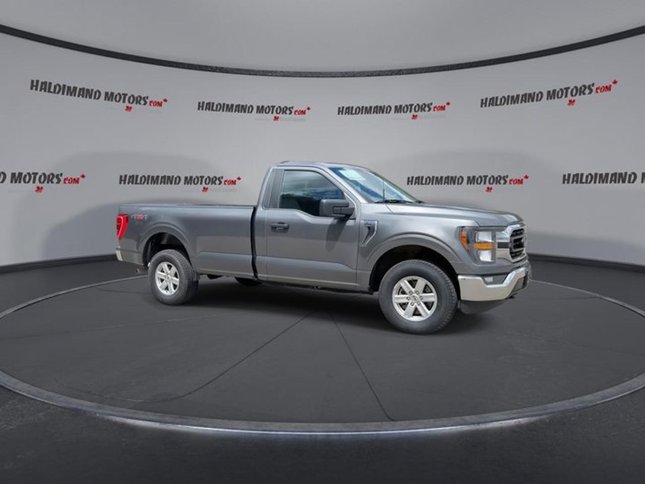 2023 Ford F-150 XLT Photo