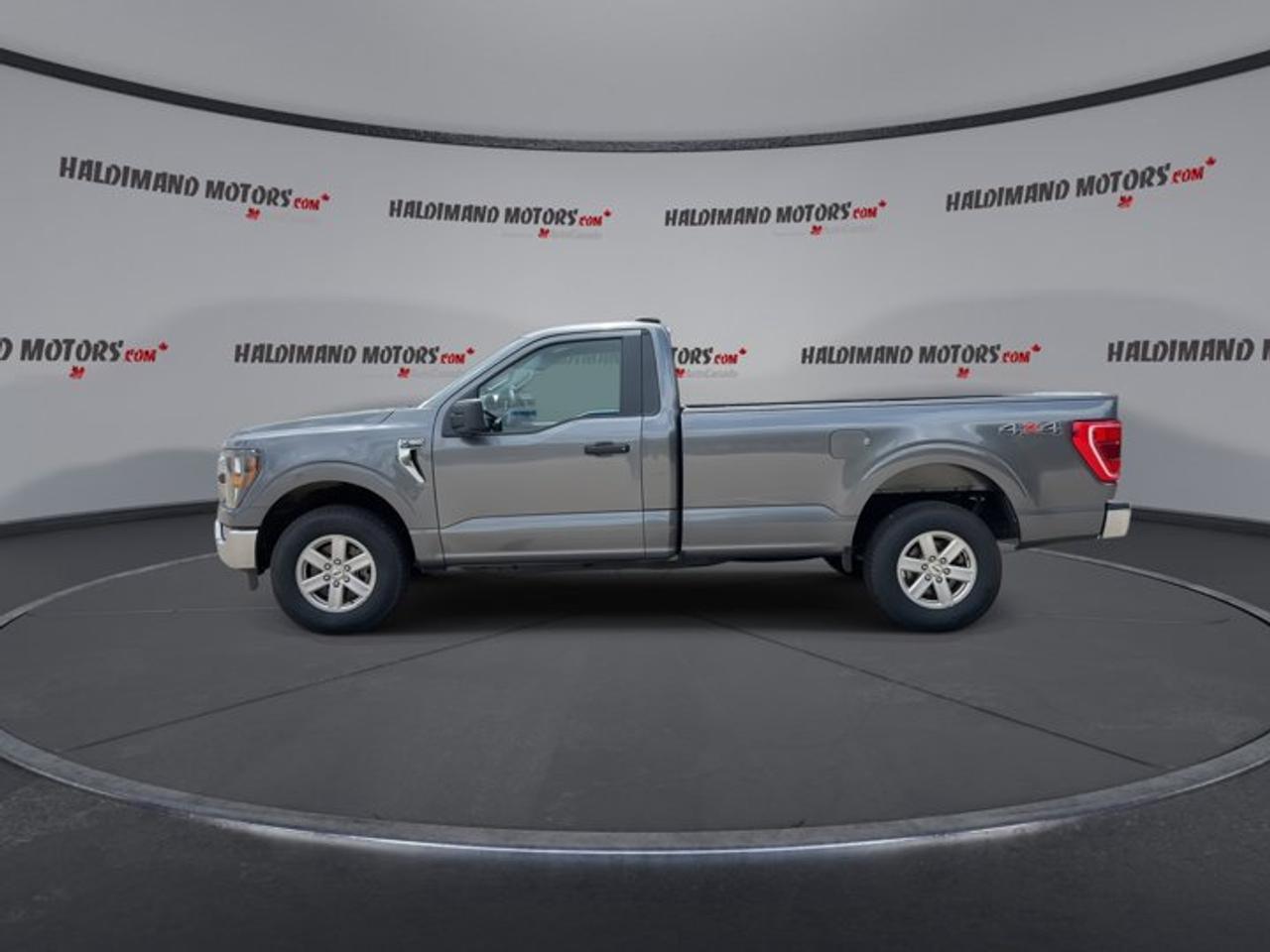 2023 Ford F-150 XLT Photo