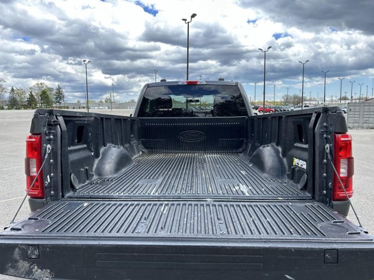 2023 Ford F-150 XLT Photo