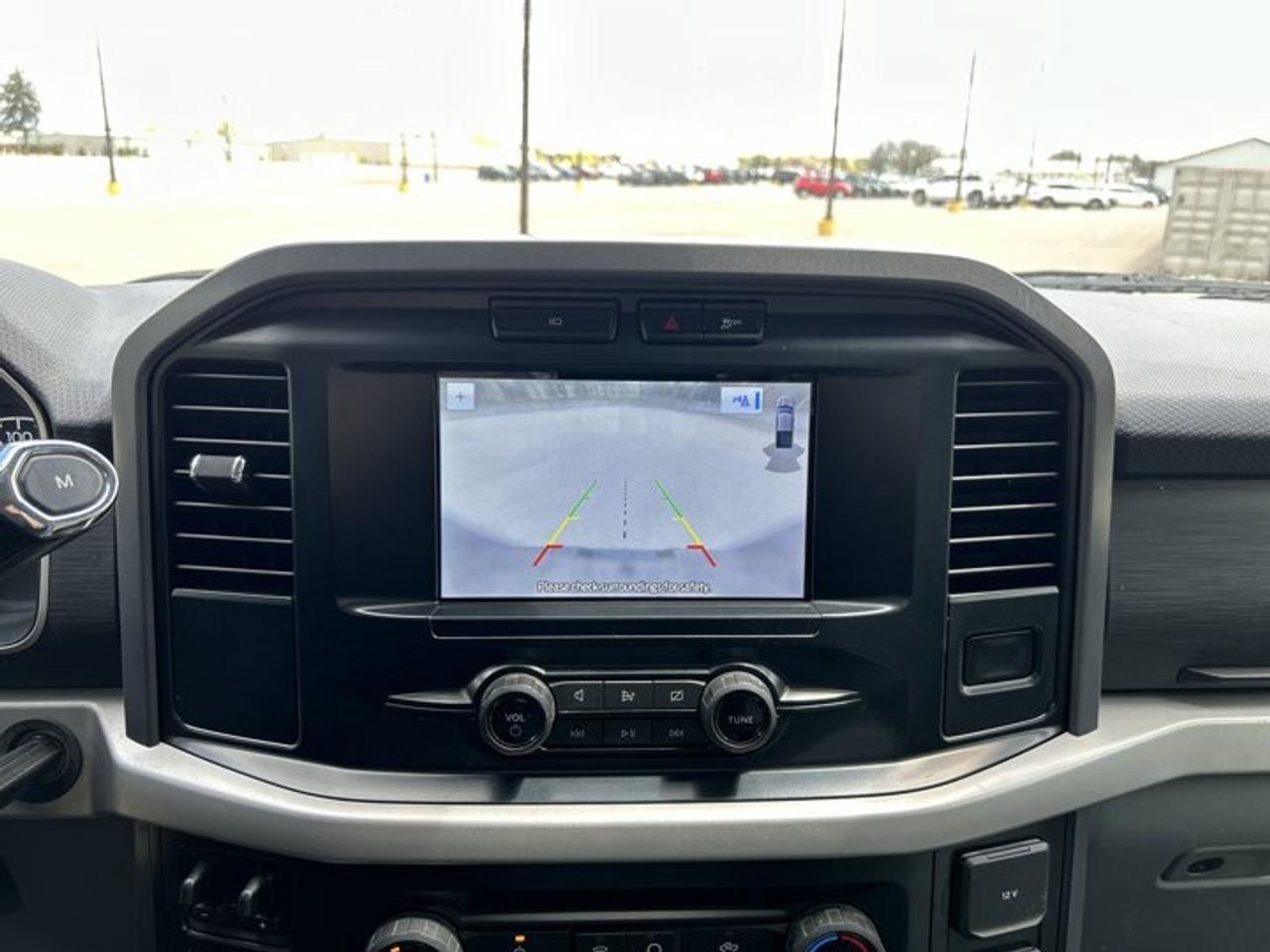 2023 Ford F-150 XLT Photo