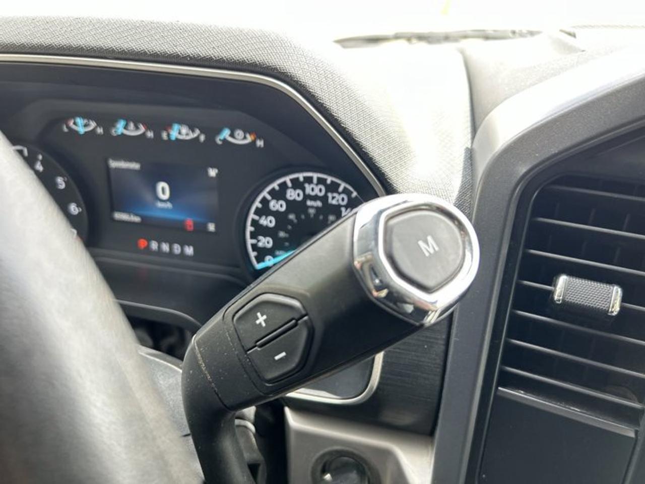 2023 Ford F-150 XLT Photo