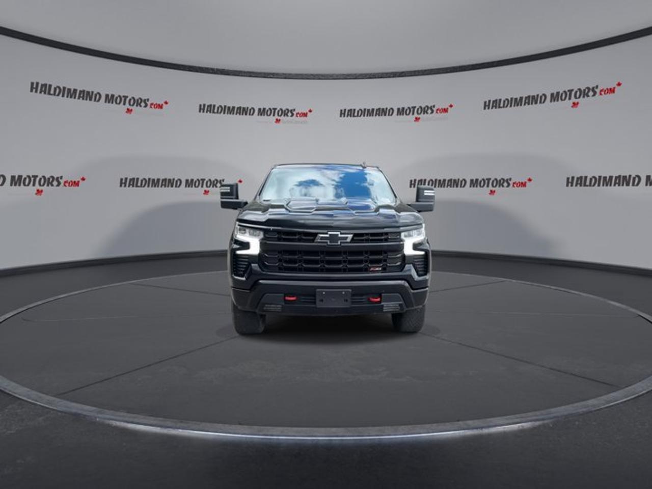 2022 Chevrolet Silverado 1500 LT Trail Boss Crew Cab 4WD | Heated Steering | No accidents Photo2