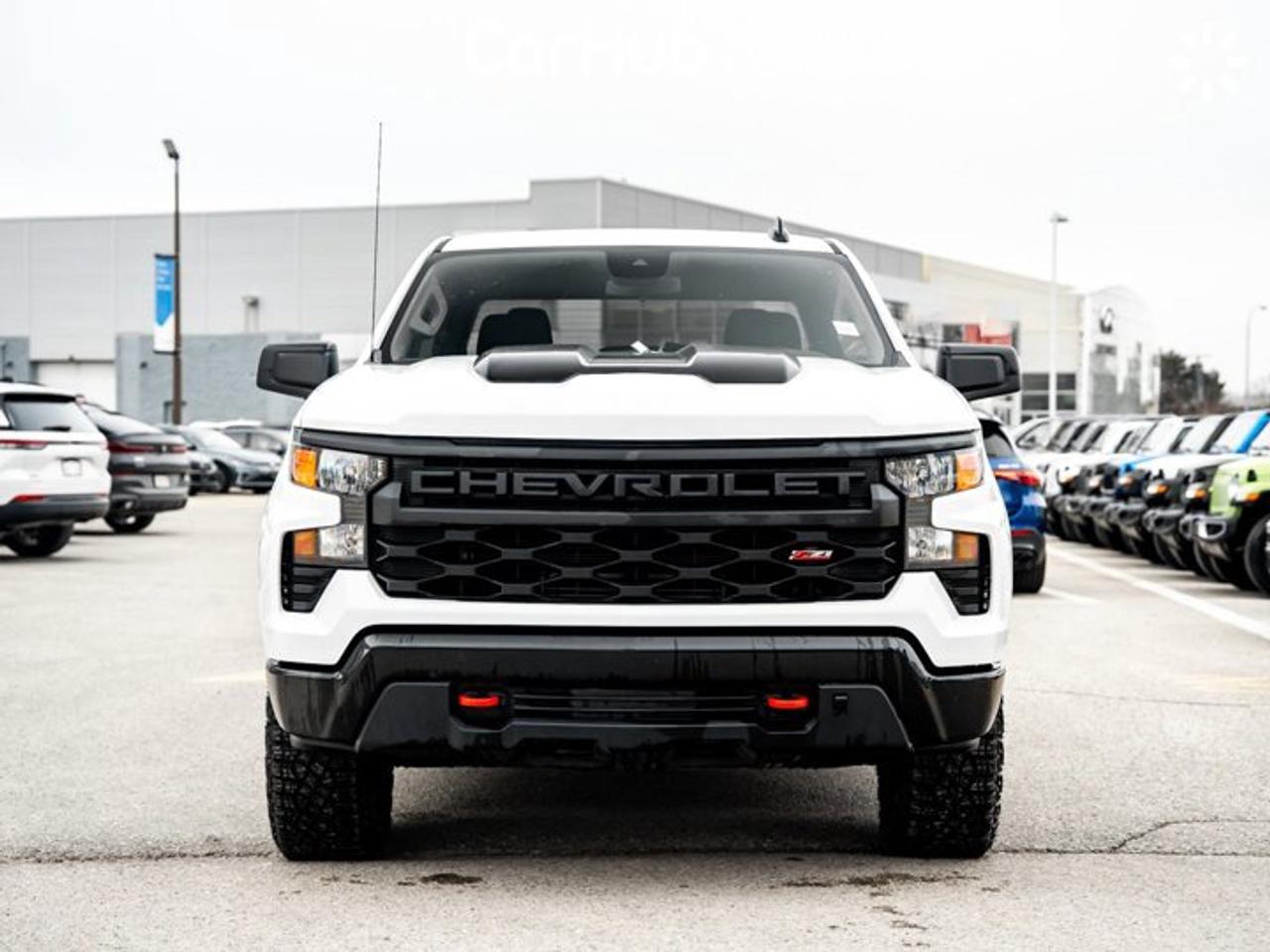 2024 Chevrolet Silverado 1500 Custom Trail Boss 157'' Remote Start Side Steps Apple CarPlay Android Auto Photo