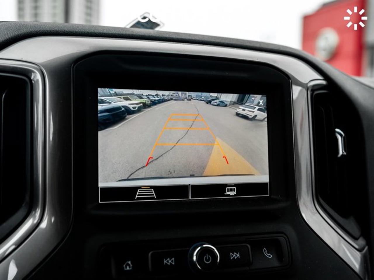 2024 Chevrolet Silverado 1500 Custom Trail Boss 157'' Remote Start Side Steps Apple CarPlay Android Auto Photo