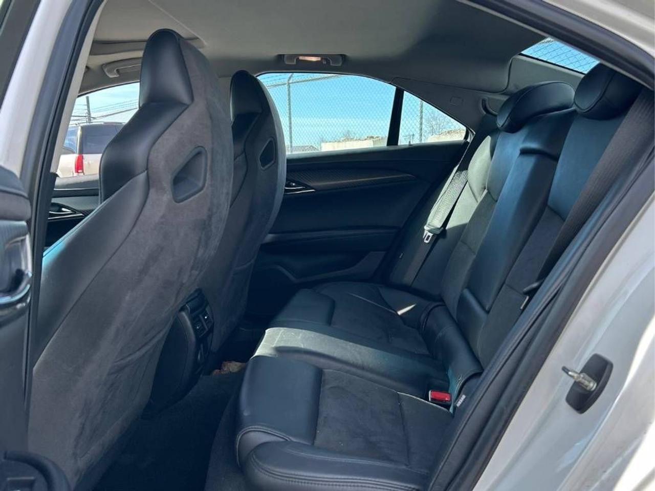 2017 Cadillac ATS Luxury AWD - CARBON BLK PKG, RECARO SEATS, BOSE!! Photo