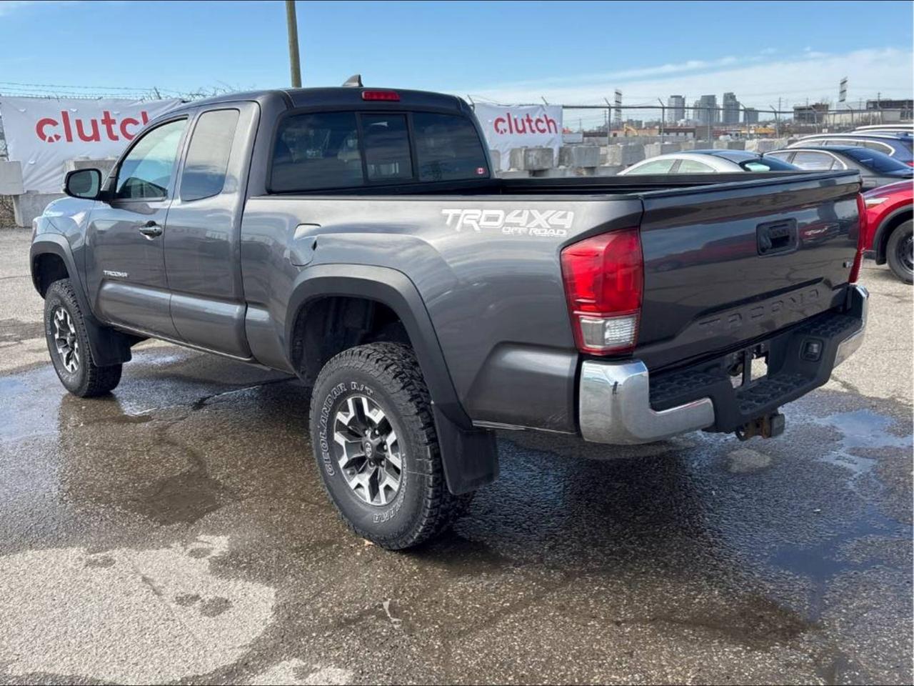 2017 Toyota Tacoma TRD Photo