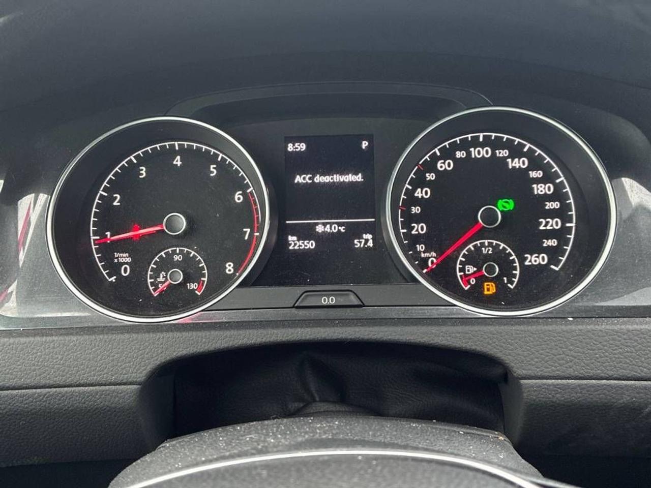 2019 Volkswagen Golf Comfortline - YES ONLY 22,000KM!! HEATED SEATS!!! Photo