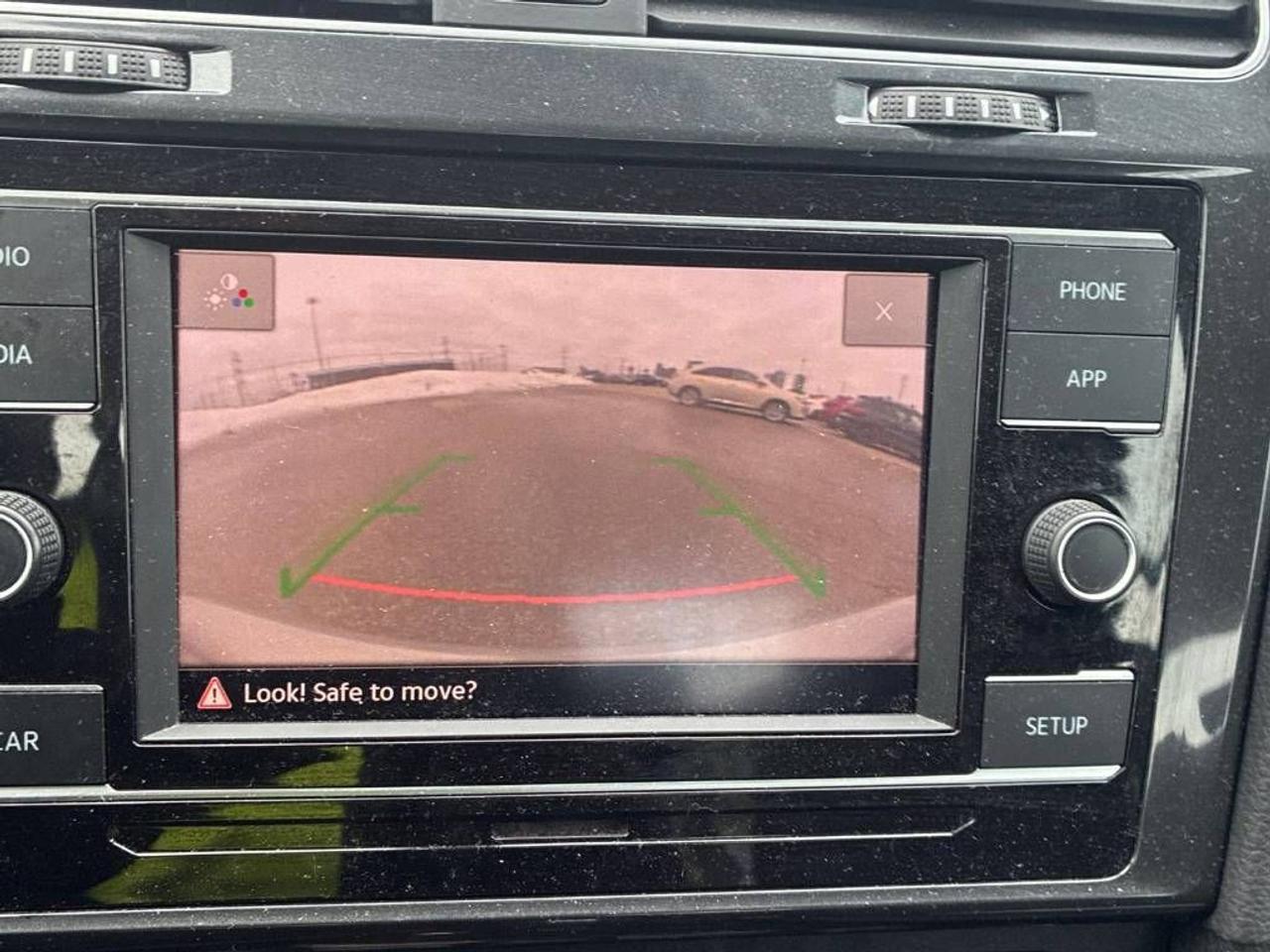 2019 Volkswagen Golf Comfortline - YES ONLY 22,000KM!! HEATED SEATS!!! Photo14