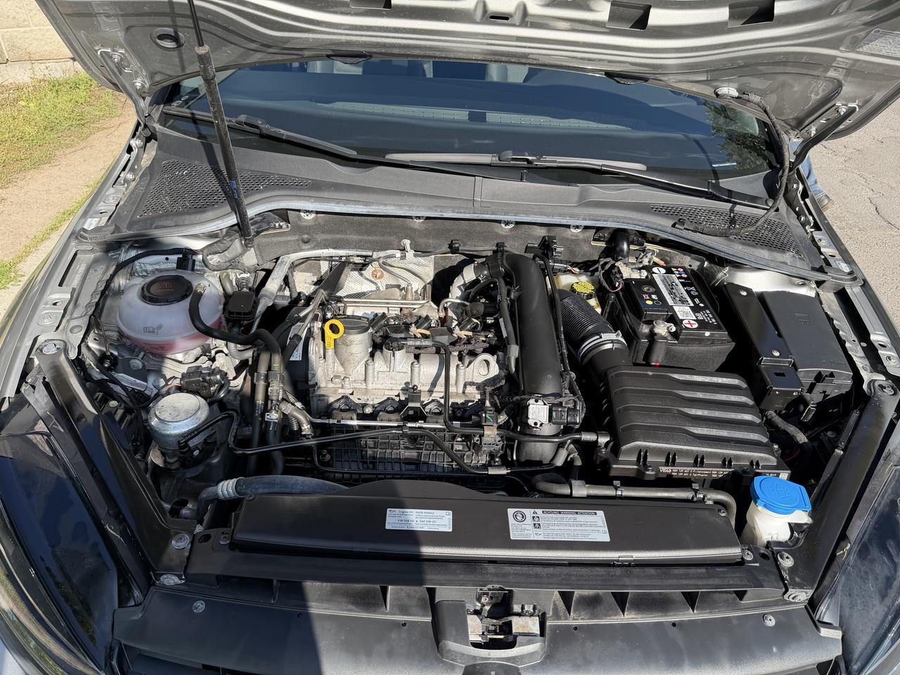 2019 Volkswagen Golf Comfortline - YES ONLY 22,000KM!! HEATED SEATS!!! - Photo #13