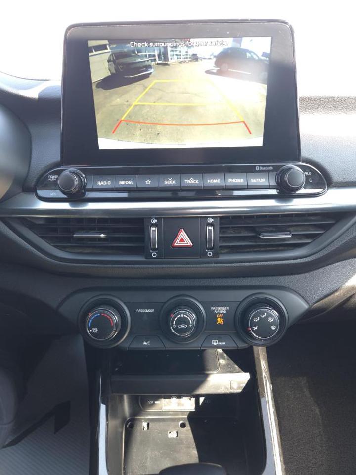 2021 Kia Forte Sedan EX IVT Photo