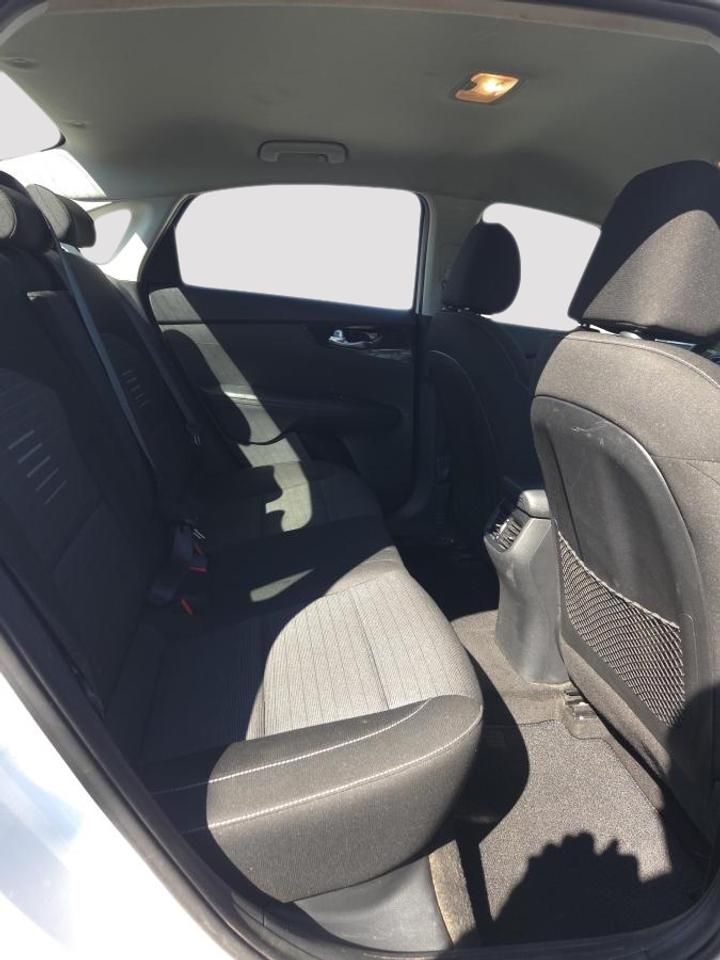 2021 Kia Forte Sedan EX IVT Photo