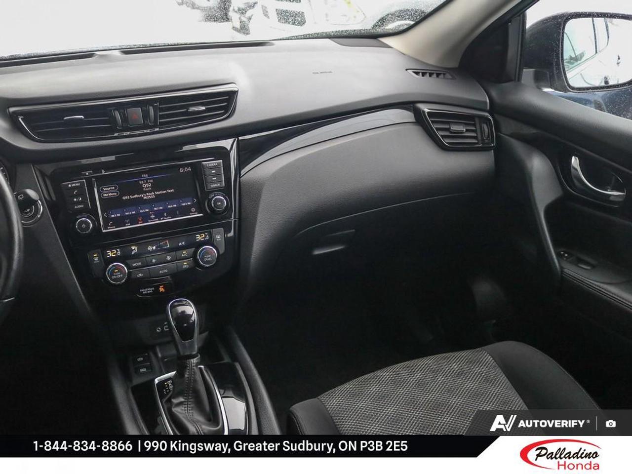 2022 Nissan Qashqai SV Photo