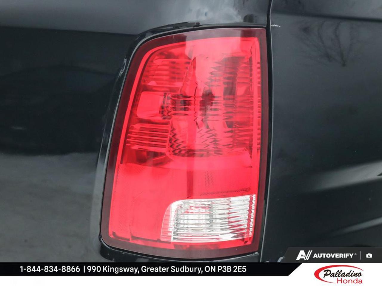 2021 RAM 1500 Classic EXPRESS Photo