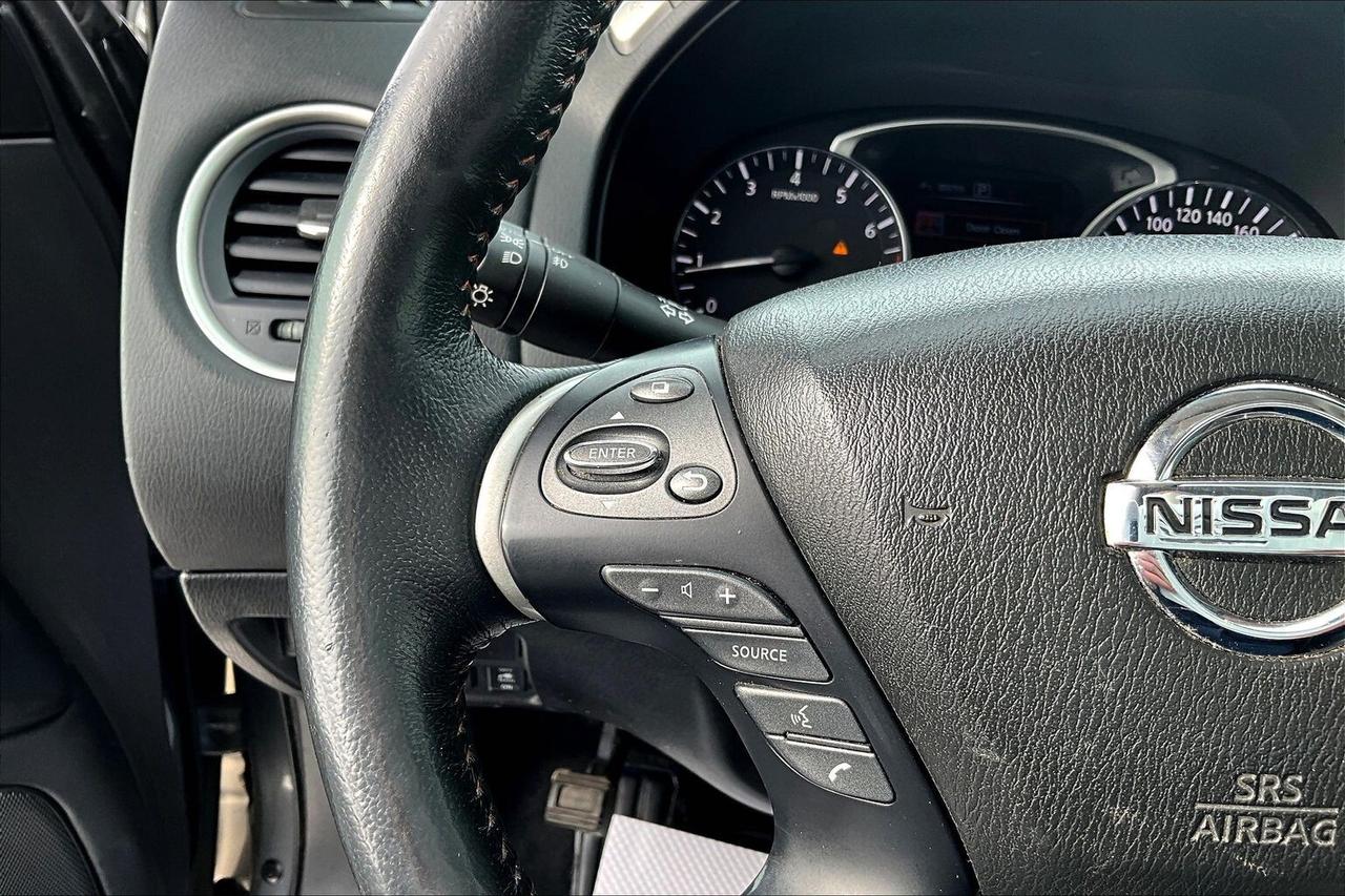 2020 Nissan Pathfinder | 4X4 | 3.5L V6 | 7 Seater | North Bay | Photo