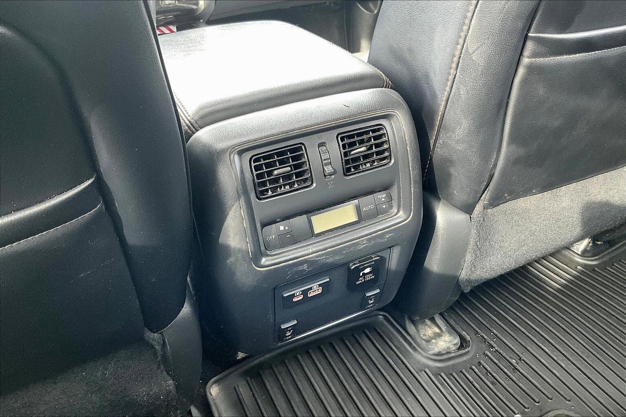 2020 Nissan Pathfinder | 4X4 | 3.5L V6 | 7 Seater | North Bay | Photo