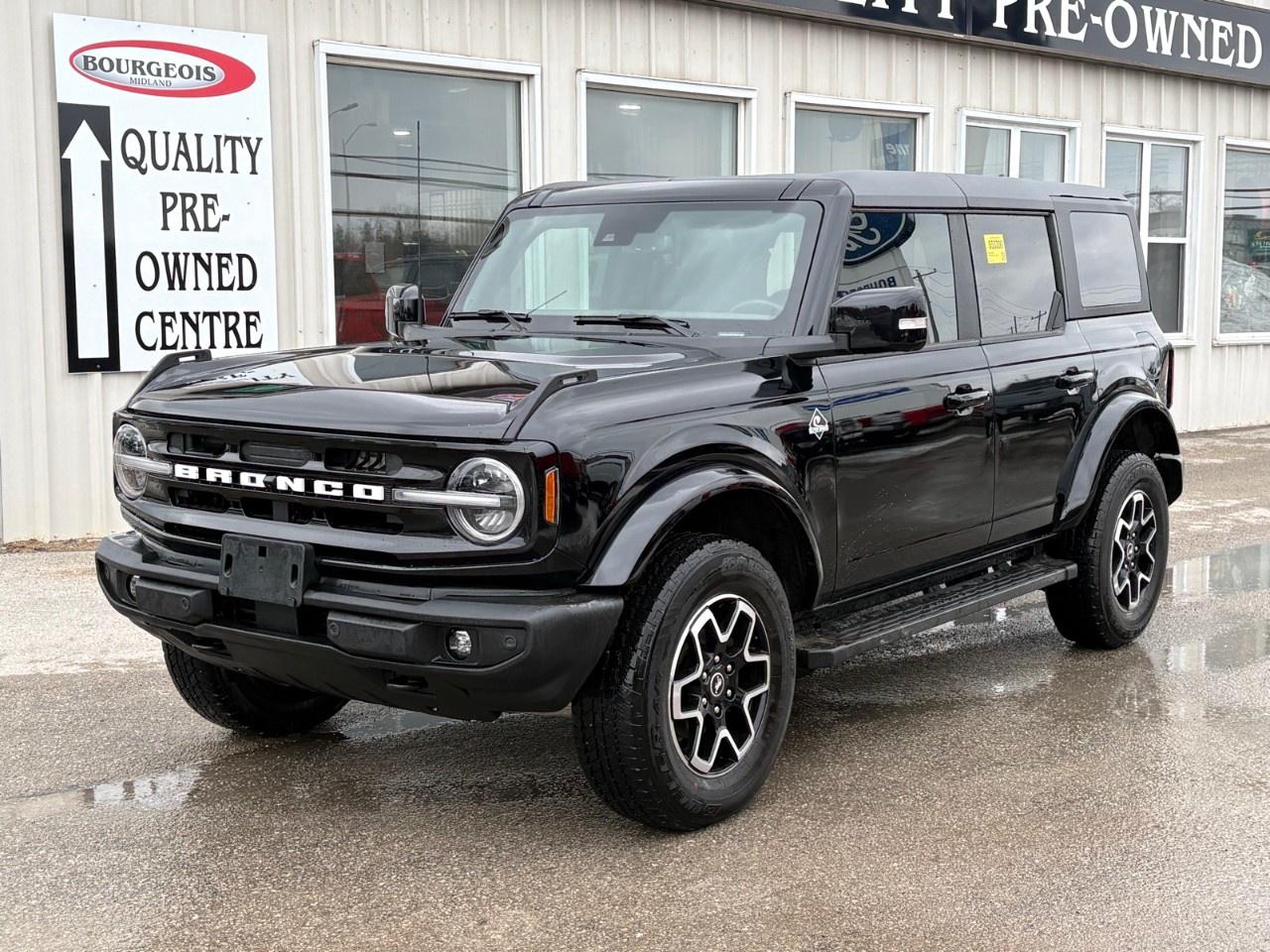 2024 Ford Bronco OUTER BANKS 4 DOOR 4X4 Photo