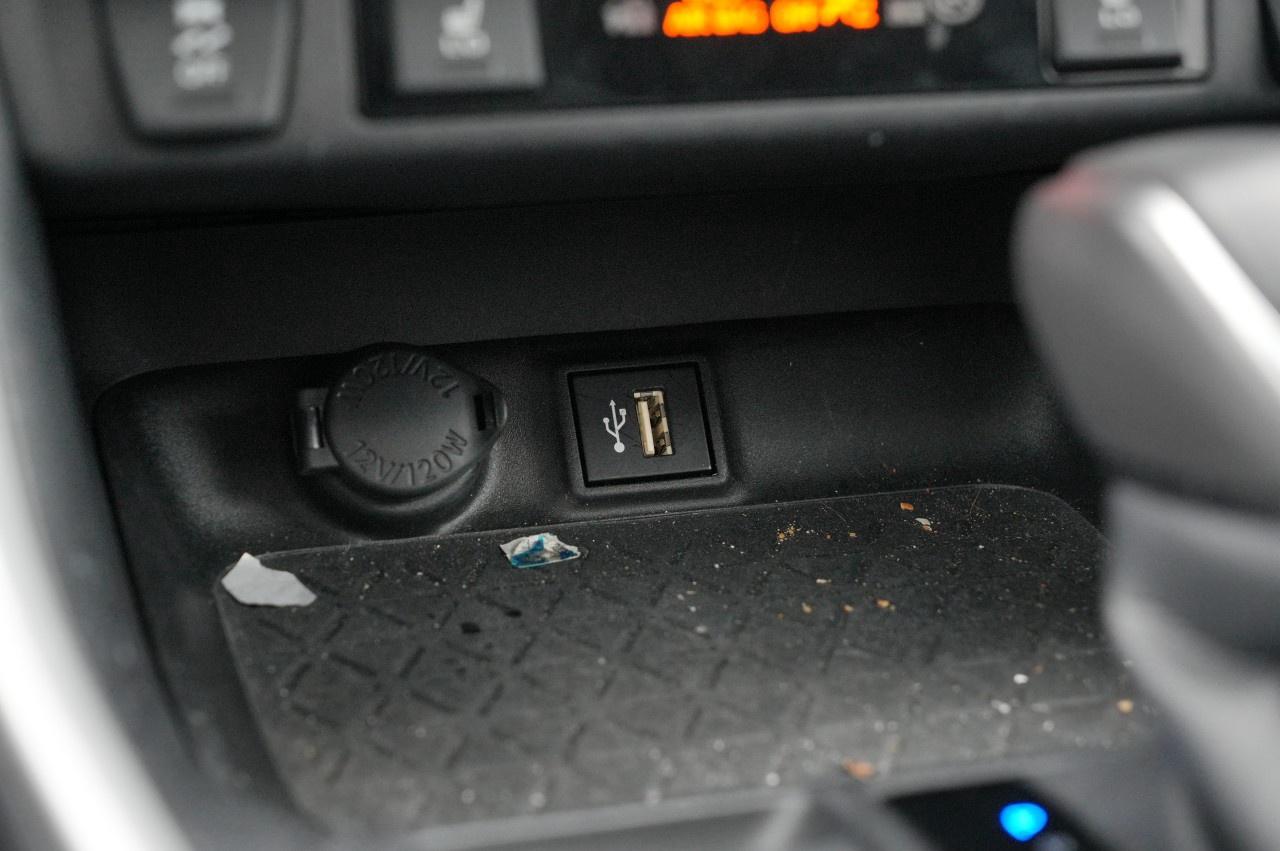 2025 Toyota RAV4 XLE AWD Photo