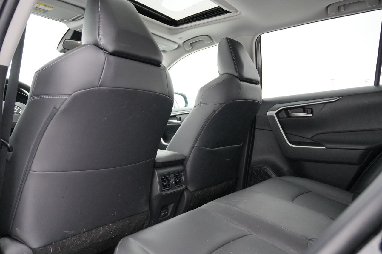 2025 Toyota RAV4 XLE AWD Photo