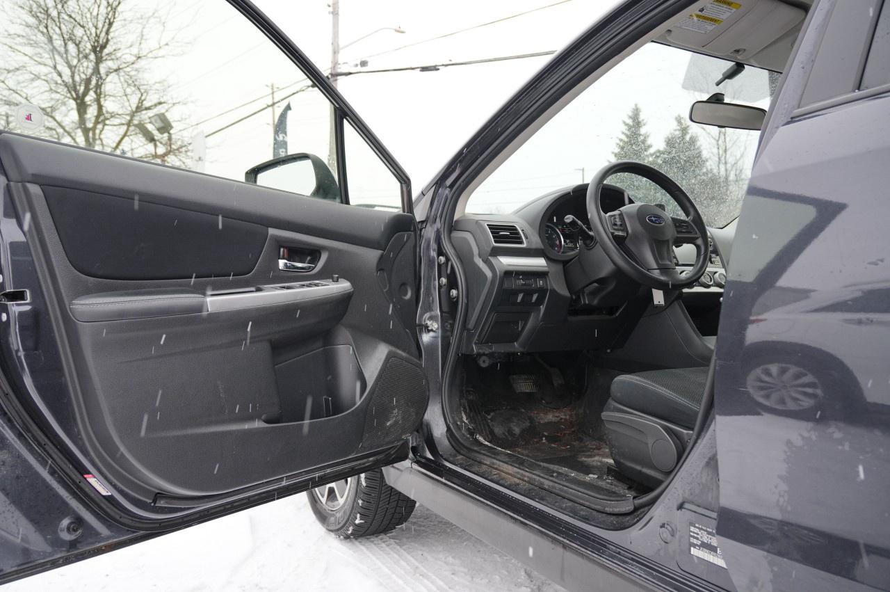 2015 Subaru XV Crosstrek 5DR CVT 2.0I W/TOURING PKG Photo