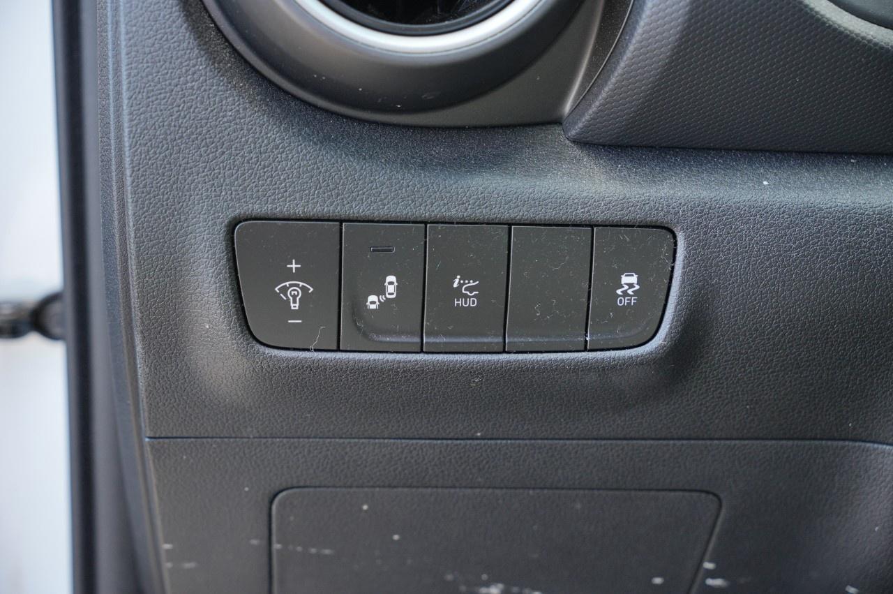 2018 Hyundai KONA 1.6T Trend AWD Photo