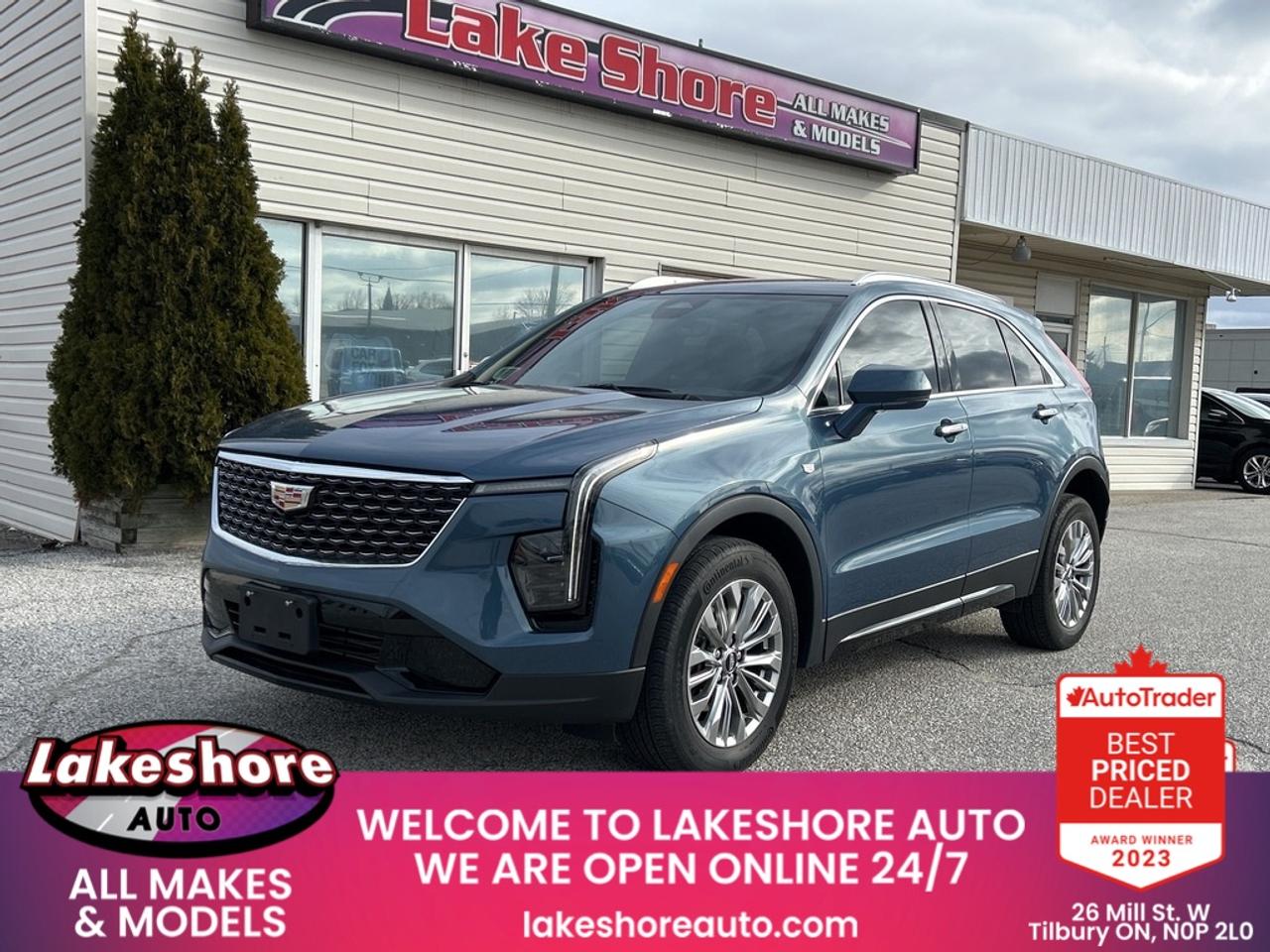 2024 Cadillac XT4 AWD Premium Luxury Photo0