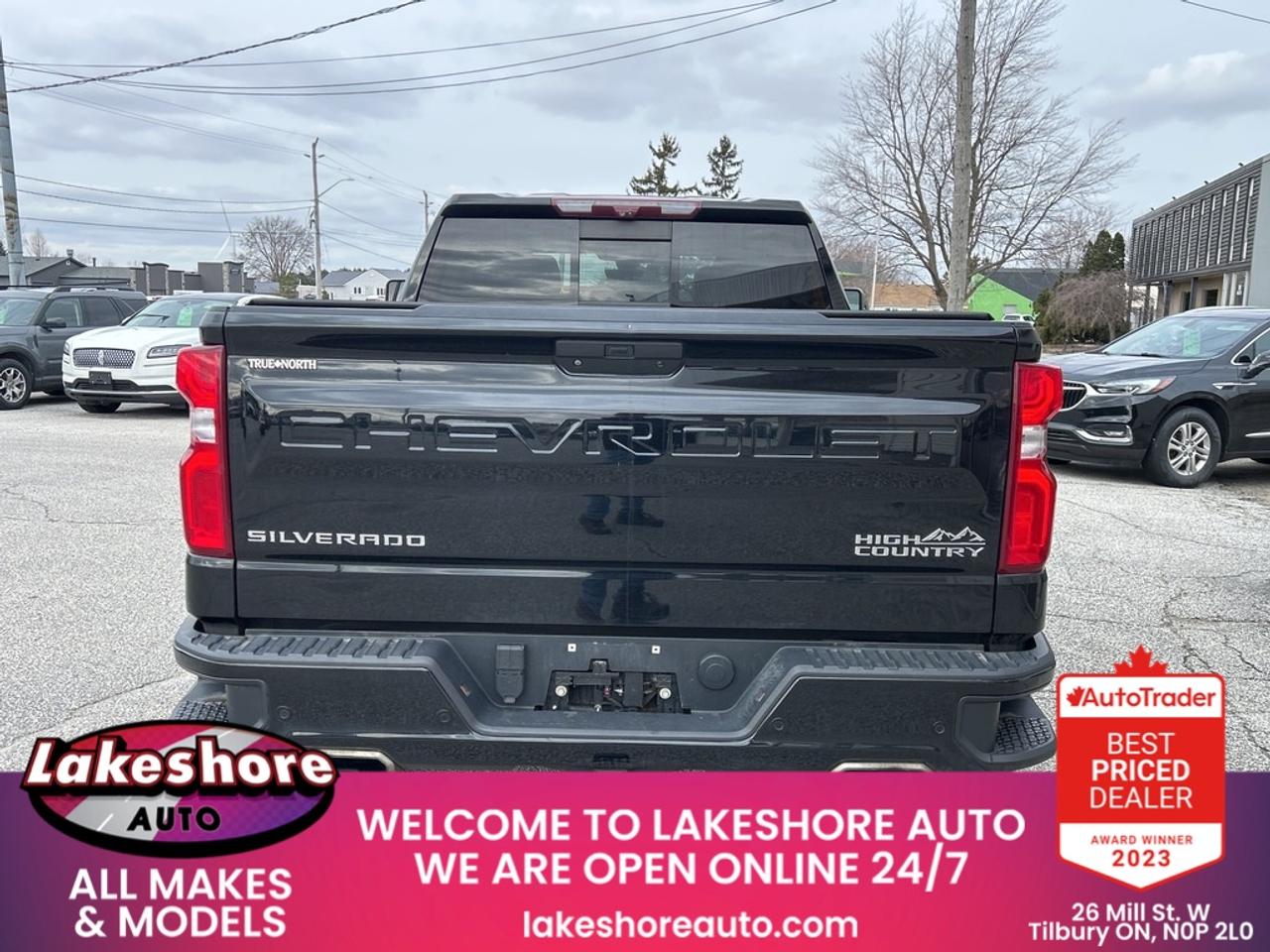 2021 Chevrolet Silverado 1500 High Country Photo3