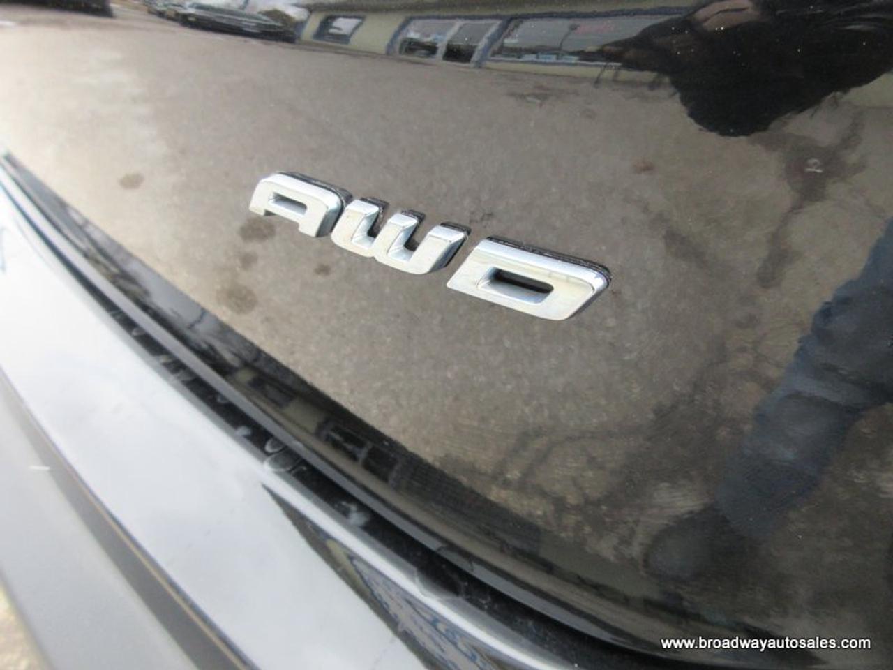 2023 Ford Edge ALL-WHEEL DRIVE SEL-PACKAGE 5 PASSENGER 2.0L - DOHC.. NAVIGATION.. LEATHER.. HEATED SEATS & WHEEL.. POWER TAILGATE.. BACK-UP CAMERA.. Photo