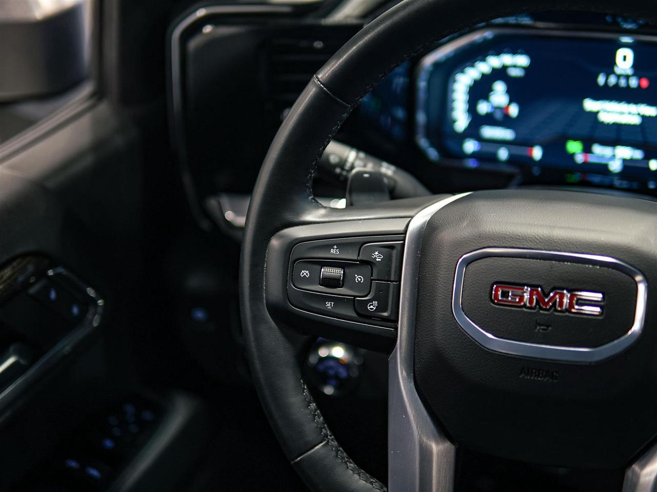 2024 GMC Sierra 1500 ELEVATION CREW CAB | 4X4 | PREF PKG | X31 PKG | NO ACCIDENTS Photo