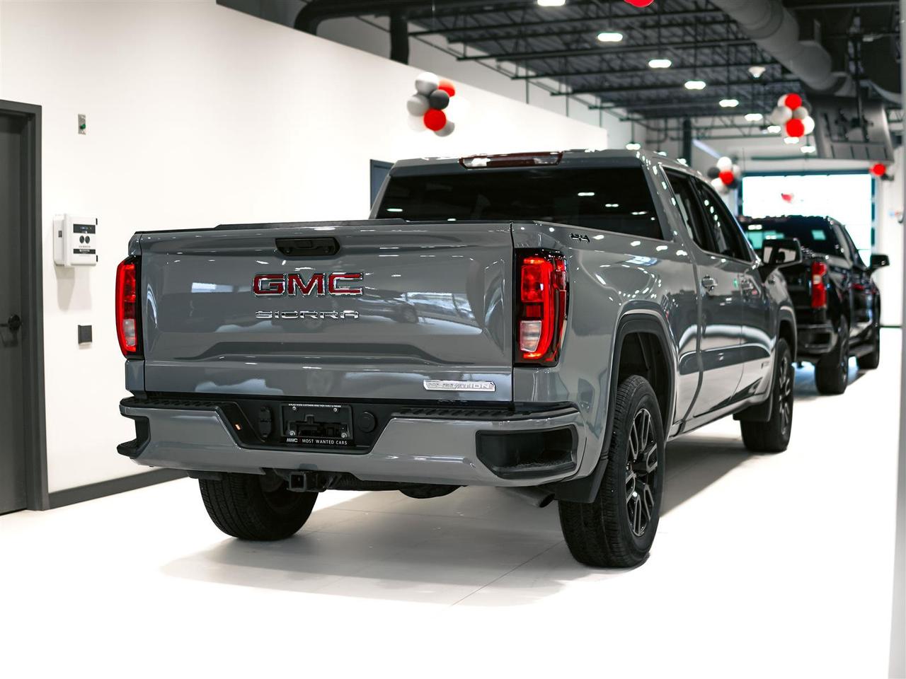 2024 GMC Sierra 1500 ELEVATION CREW CAB | 4X4 | 5.3L | PREF PKG Photo