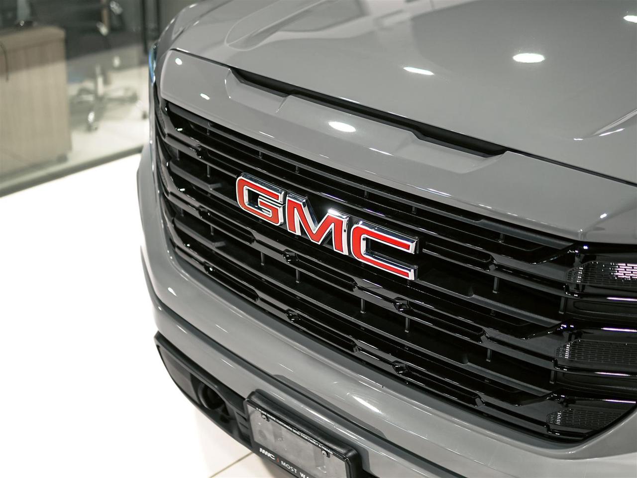 2024 GMC Sierra 1500 ELEVATION CREW CAB | 4X4 | 5.3L | PREF PKG Photo