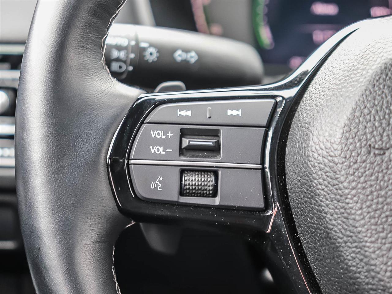 2025 Honda Civic Hybrid Sport Touring Photo