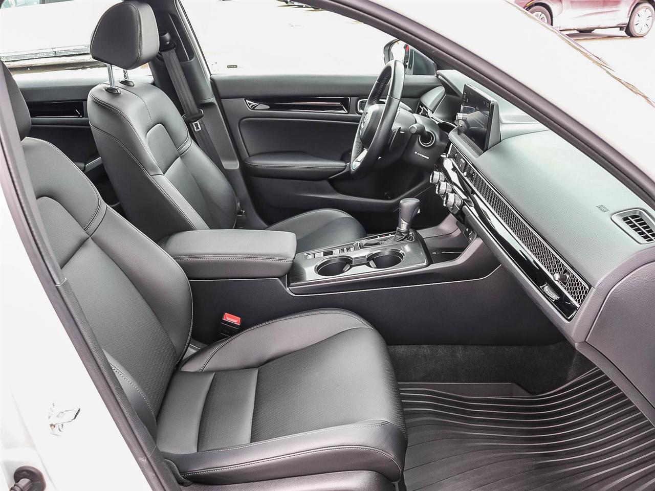 2025 Honda Civic Hybrid Sport Touring Photo